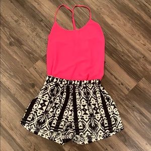 Boutique Black and White Printed Shorts Size M